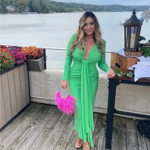 Solace London Vibrant Green Long Sleeve Dress Solace London Vibrant Green Long Sleeve Dress